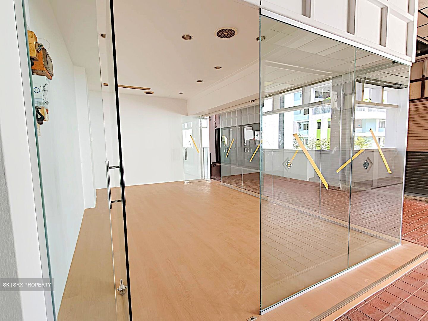 Aljunied Avenue 2 (D14), Retail #591938331